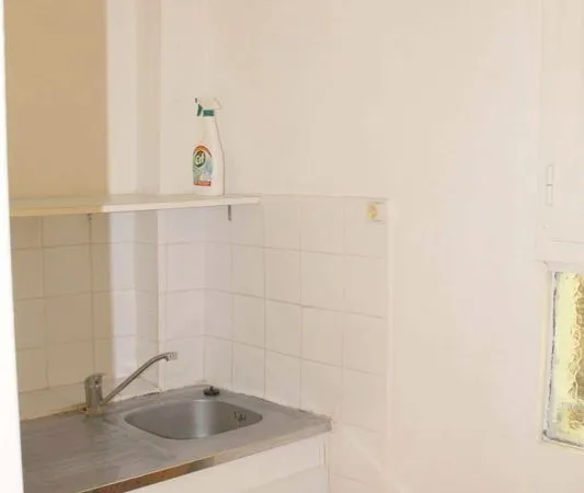 Studio 1 pièce 20 m²