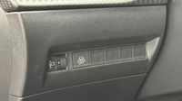 Peugeot 2008 1.2 PureTech 100ch S&S Style — photo 18