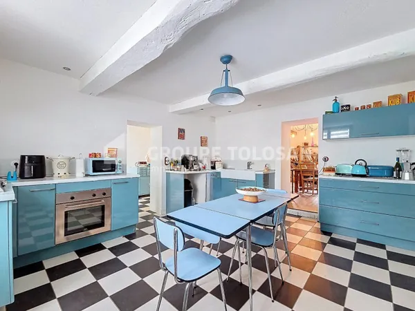 Maison 5 pièces 220 m²