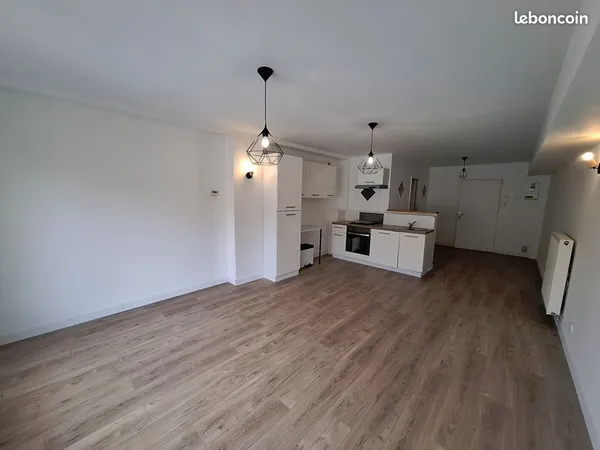 Studio 1 pièce 36 m²