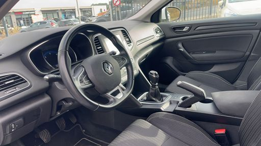 Renault Megane 1.5 dCi 110 Energy - Intens – 2017 – 65885 km – Diesel – Boîte Manuelle — photo 20