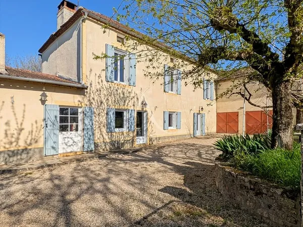 Propriété 5 chambres et piscine