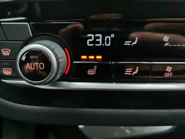 Bmw X4 xdrive 20d xline 2.0 190 ch s8 — photo 14