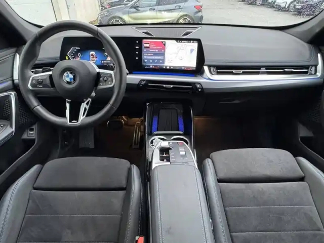 Bmw X1 sdrive18d 150ch m sport — photo 25