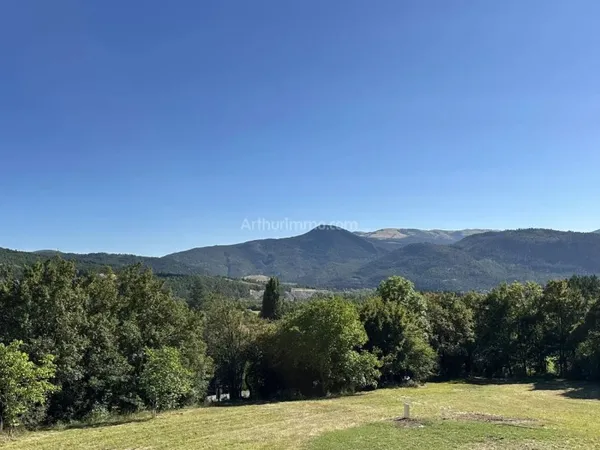 Terrain 1200 m²