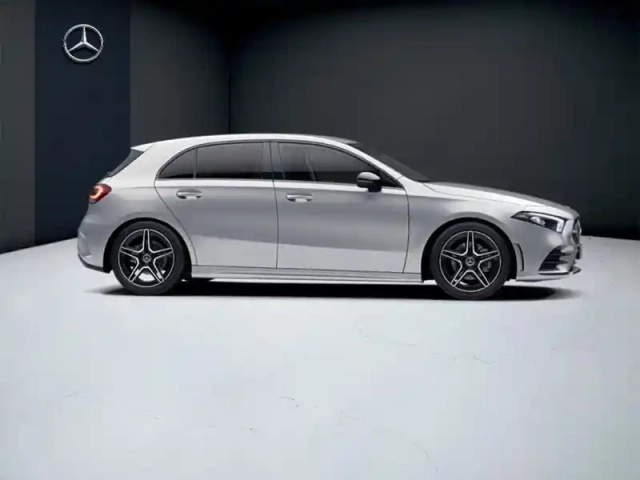Mercedes Classe A 200 amg line — photo 20