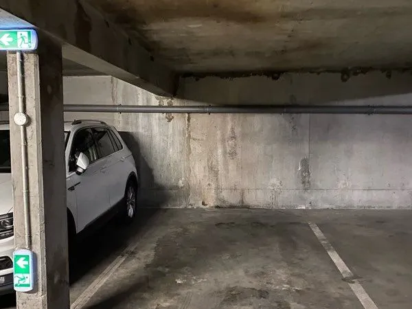 Idéal investissement place de parking sécurisée en sous-sol à Grenoble