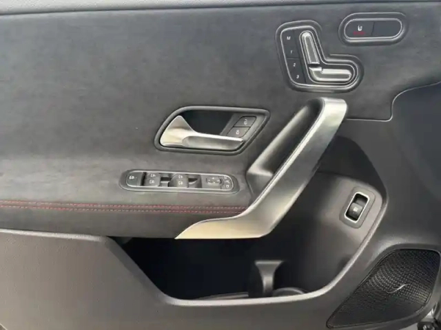 Mercedes Classe A 250 e hybrid eq amg line — photo 6