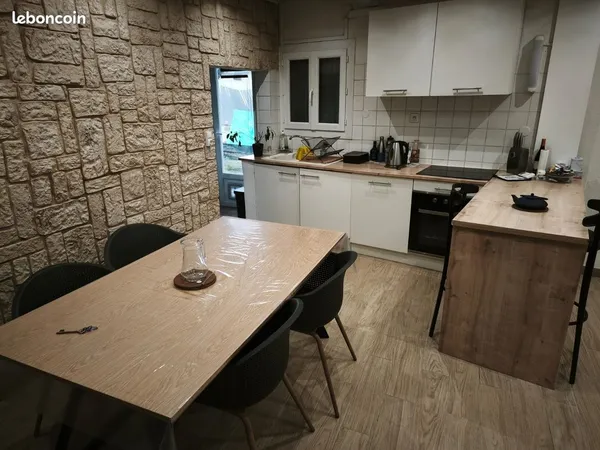 Maison meublée T3 - Terrasse avec vue - Donzère Centre Historique