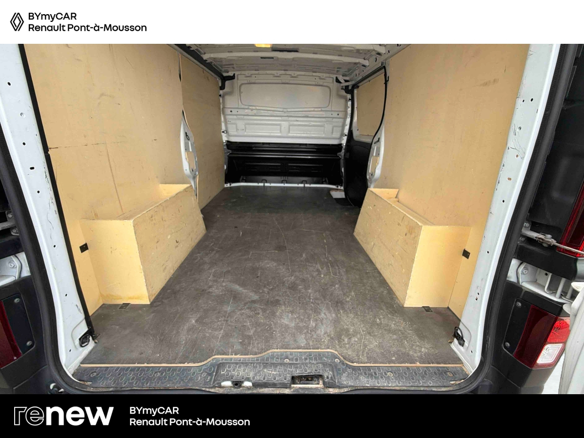 Renault TRAFIC FGN L2H1 3000 KG BLUE DCI 130 — photo 13