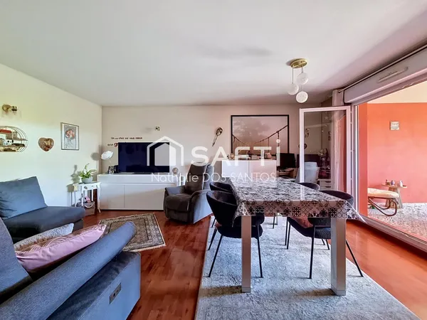 Appartement T3 avec loggia dans une petite résidence