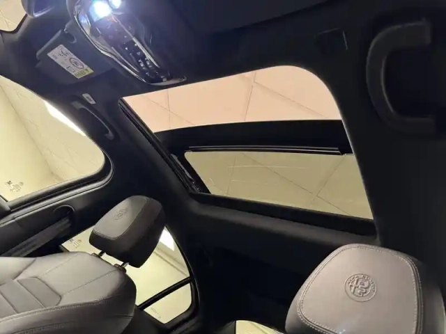 Alfa Romeo Giulia 2.2 190 ch at8 — photo 147