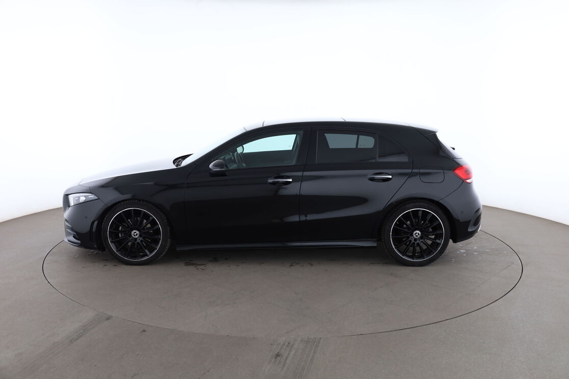 Mercedes-Benz Classe A 180 d AMG Line 8G-DCT — photo 2