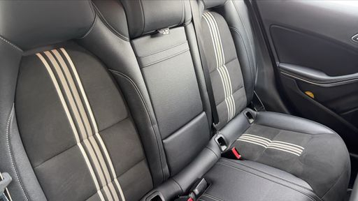 Mercedes Classe GLA 200 d 136 7G-DCT - Whiteart Edition – 2017 – 145756 km – Diesel – Boîte Automatique — photo 21