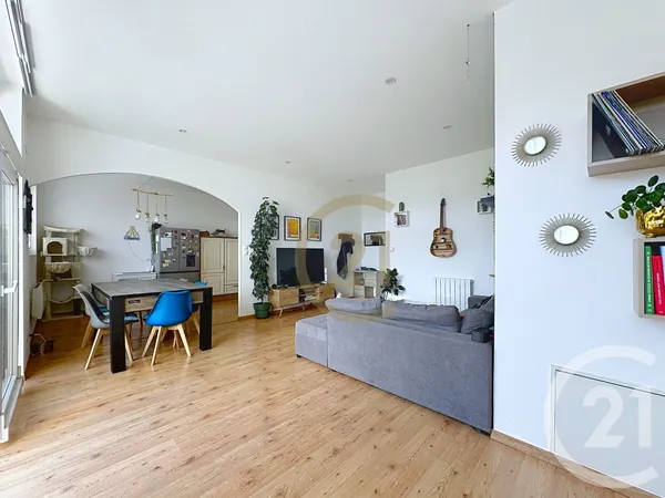 Appartement 5 pièces 102 m²