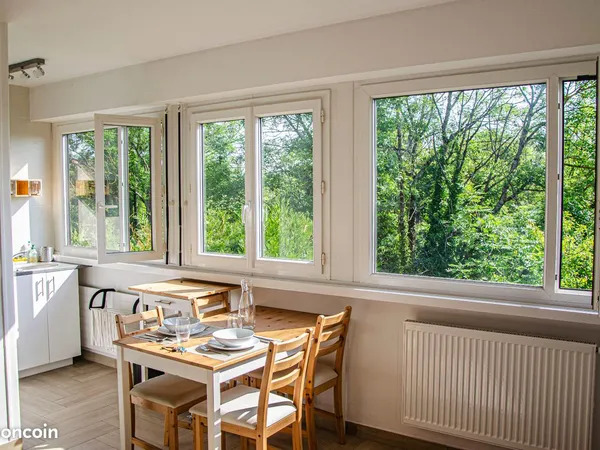 Studio meublé 26,6 m² - Ornex (01) - Libre immédiatement