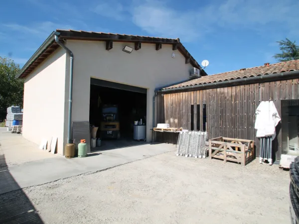 Commerce 3 pièces 184 m²