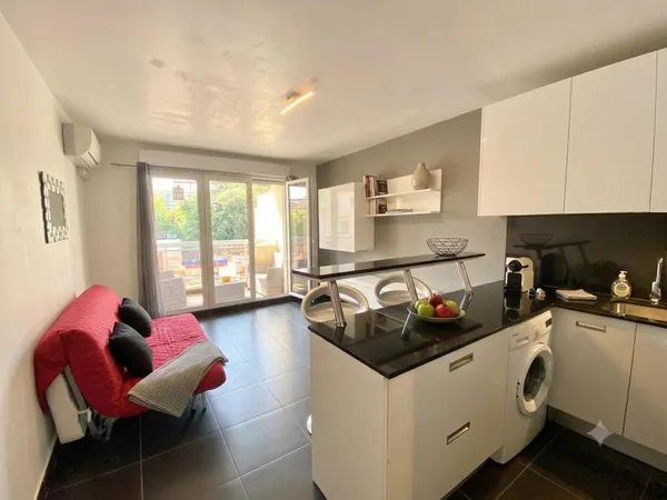 Vends studio - 24.66 m² - 1 pièce - Nice 06200