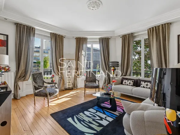 Neuilly Longchamp village 2 chambres