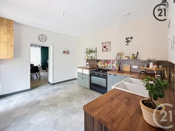 Maison 4 pièces 94 m²