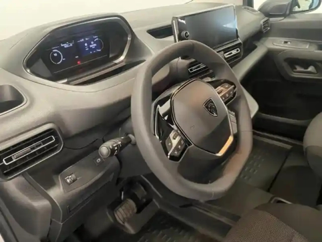 Peugeot Partner xl diesel 130ch cabine approfondie automatique — photo 13