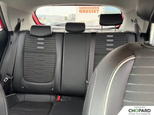 Kia Stonic 1.0 t-gdi 100 ch dct7 — photo 46