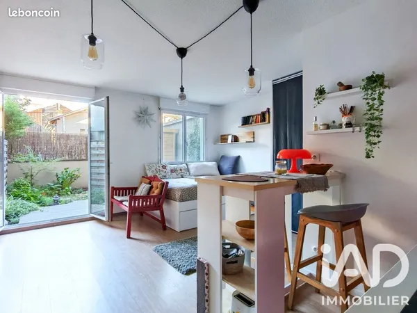 Studio 1 pièce 24 m²