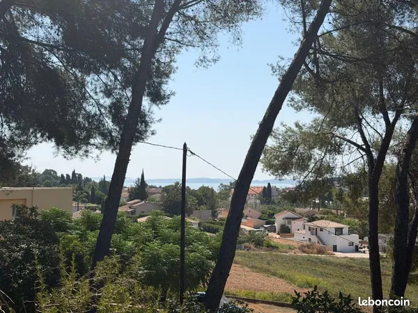 Magnifique terrain plat et viabilisé de 870m2