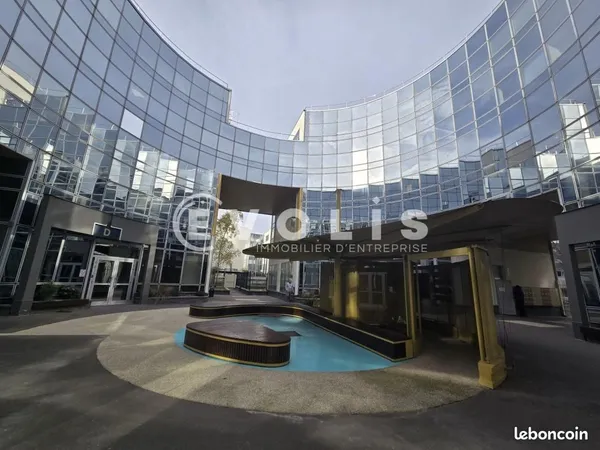Bureaux 157 m²