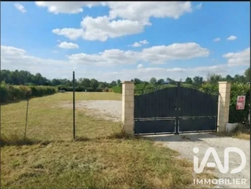 Terrain 1558 m²