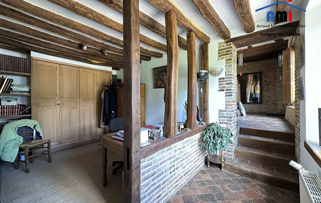 Photo 8