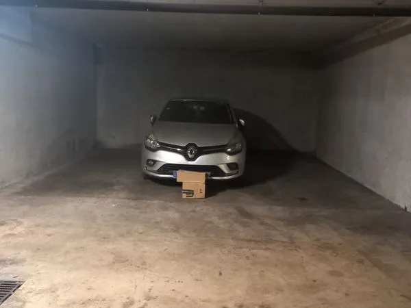 Garage libre de suite