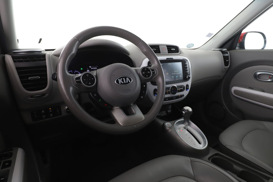 Kia Soul EV 27 kW Ultimate Auto — photo 10