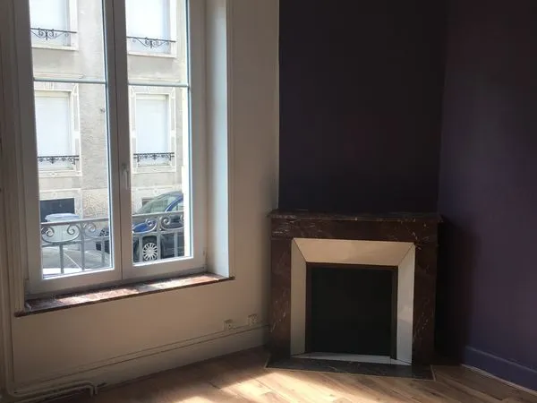LOUE APPARTEMENT F2 - 41 m² - NANCY