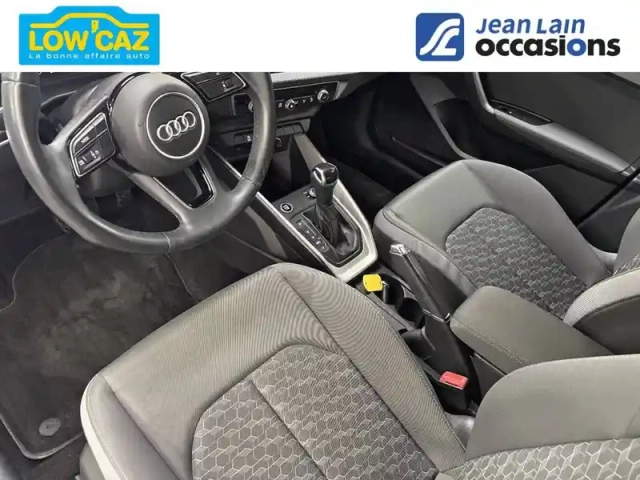 Audi A1 sportback 25 tfsi 95 ch s tronic 7 — photo 11