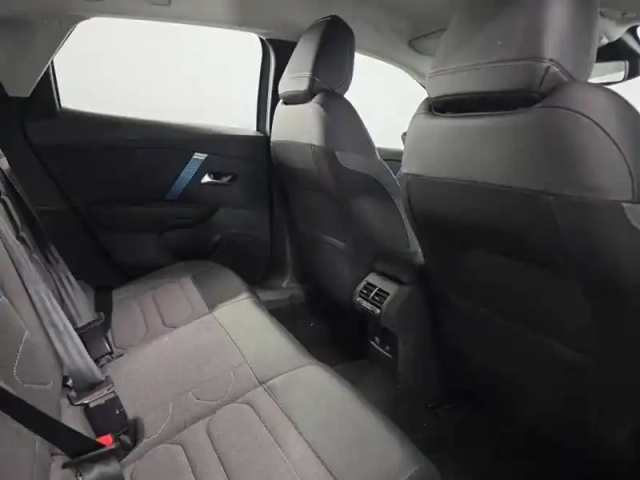 Citroën C4 moteur électrique 136ch (100 kw) feel pack automatique — photo 11