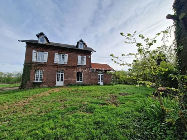 Maison 10 pièces 186 m²