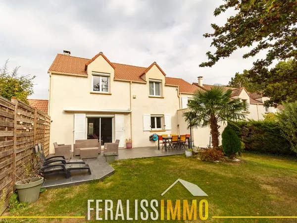 Cergy : une maison familiale aux volumes généreux !