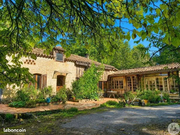 Maison 5 pièces 141 m²