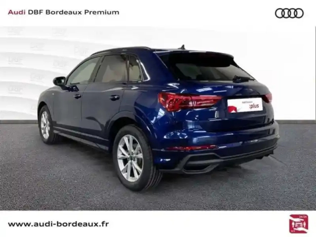 Audi Q3 35 tfsi 150 ch s tronic 7 s line plus — photo 3