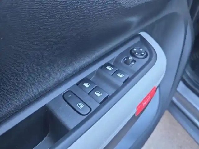 Citroën C3 1.2 turbo 100ch max — photo 12