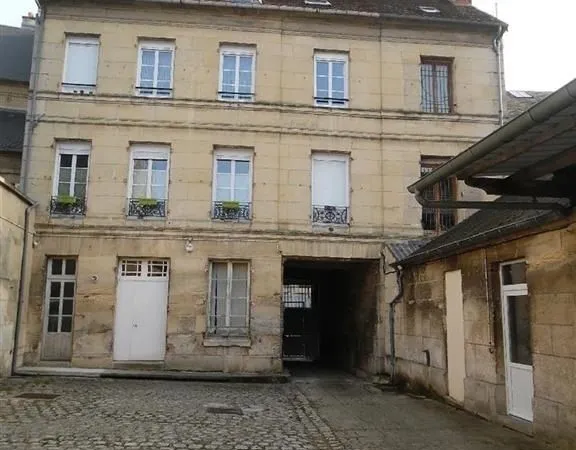 Immeuble 7 pièces 140 m²