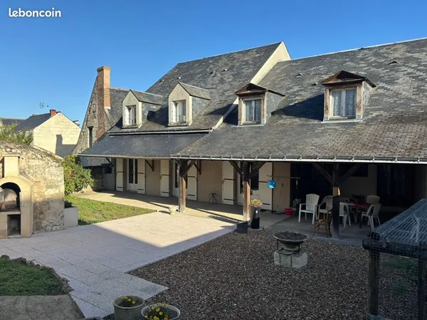 Maison 11 pièces 257 m²