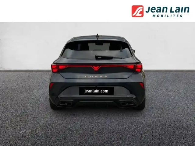 Cupra Leon 1.5 etsi hybrid 150 ch dsg7 — photo 46
