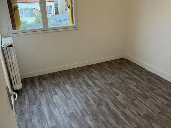 Appartement lumineux 47m2 Avenir Parisien Drancy