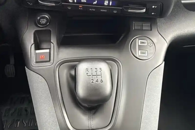 Peugeot Rifter m diesel 100 ch manuelle 5pl — photo 52
