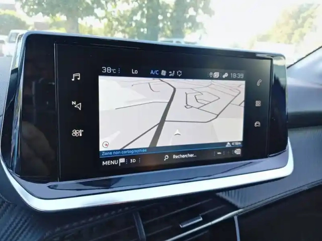 Peugeot 208 puretech 100 s&amp;s bvm6 — photo 18