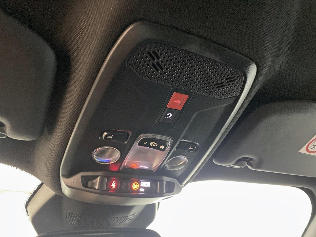 Peugeot 2008 hybrid 145 ch e-dcs6 allure — photo 19