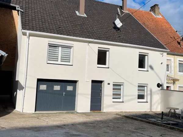 Maison entièrement rénovée avec suite parentale, balnéo et grange de 70m2