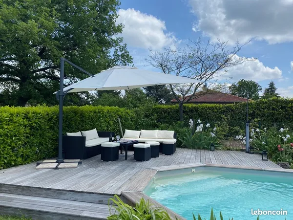 Maison rare 200 m², Piscine, Climatisation, Jardin paysager, 5 chambres, Garage 40 m²